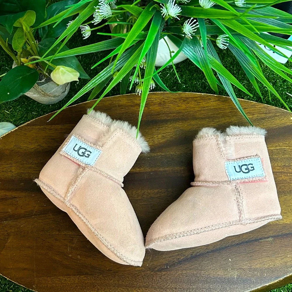 UGG Kids - Erin suede boots - kids - M  $82.00 Color: Baby Pink